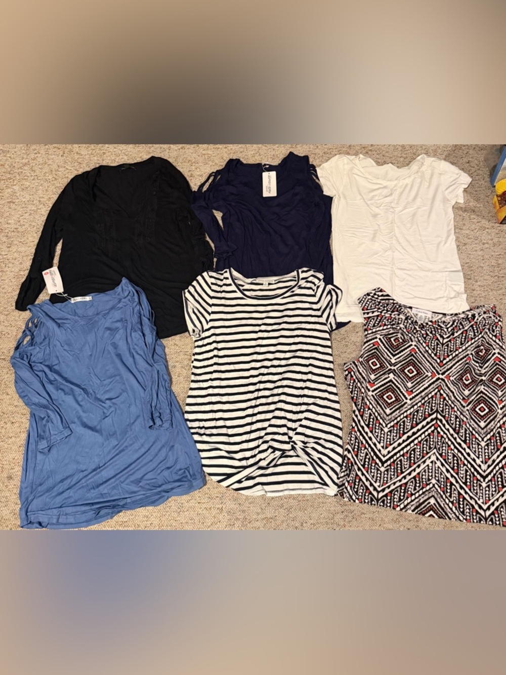 Women’s med Lot - #65